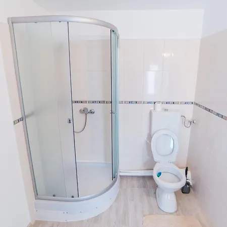 House 4* Bucarest