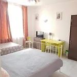 招待所 House 布加勒斯特