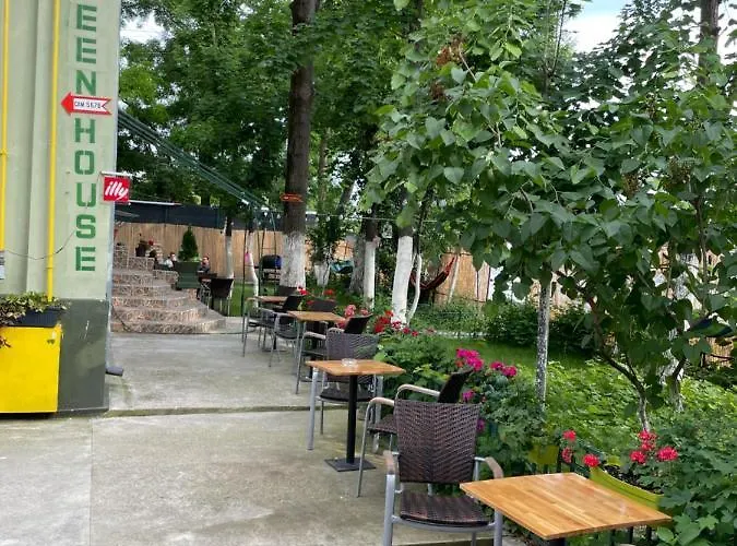 Πανσιόν House