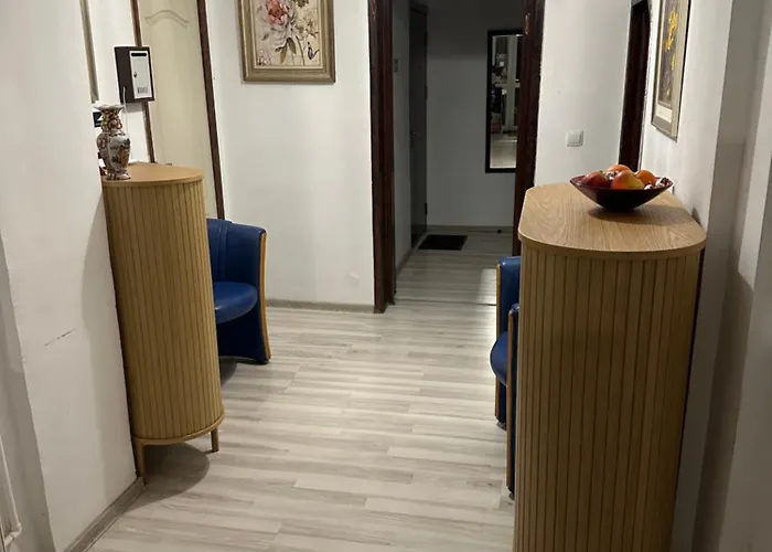 招待所 House 布加勒斯特