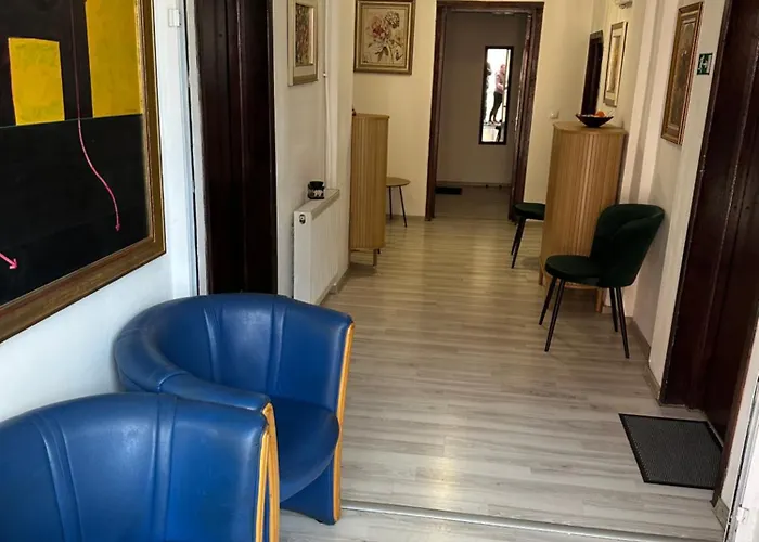 House 4* בוקרשט