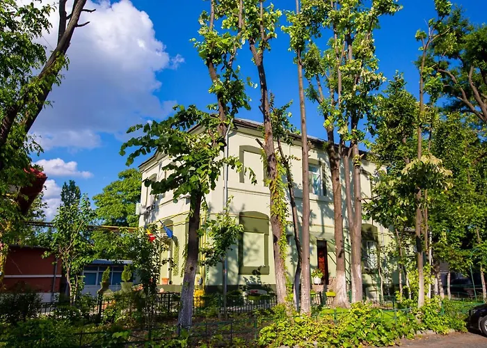 House 4* 布加勒斯特