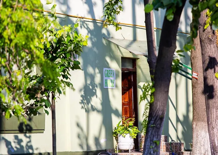 House 4* בוקרשט