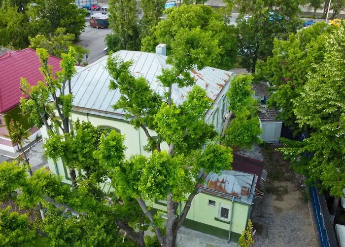 House 布加勒斯特