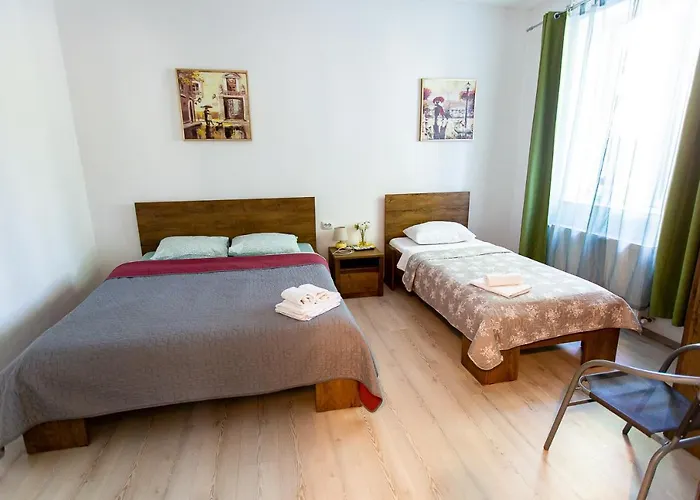 House 4* בוקרשט