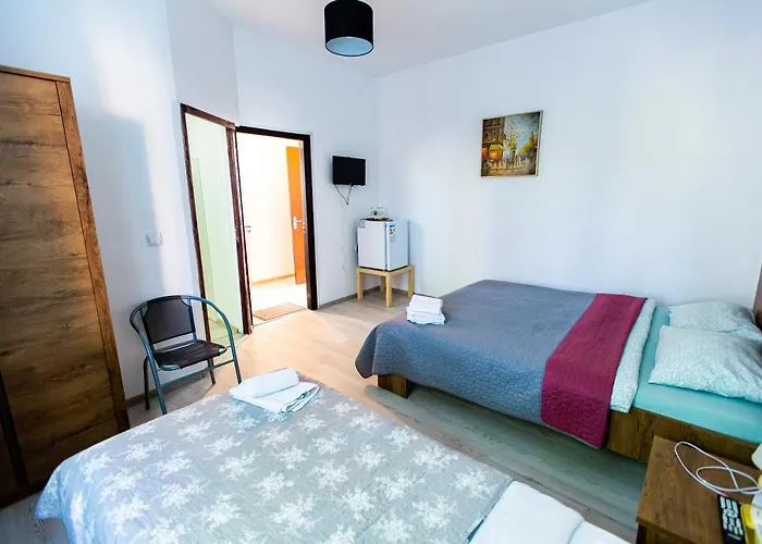 House 4* בוקרשט
