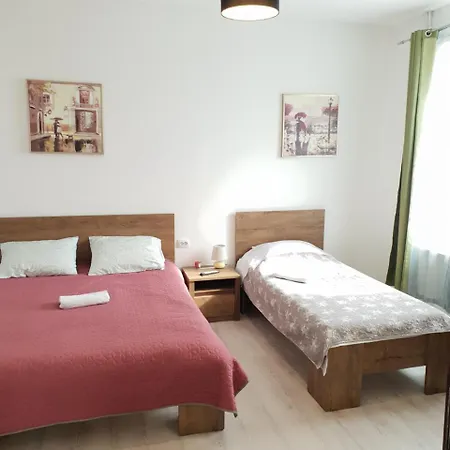 House 게스트하우스 4*