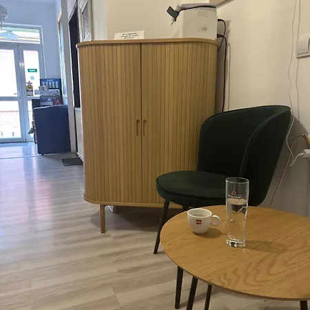 House ブカレスト